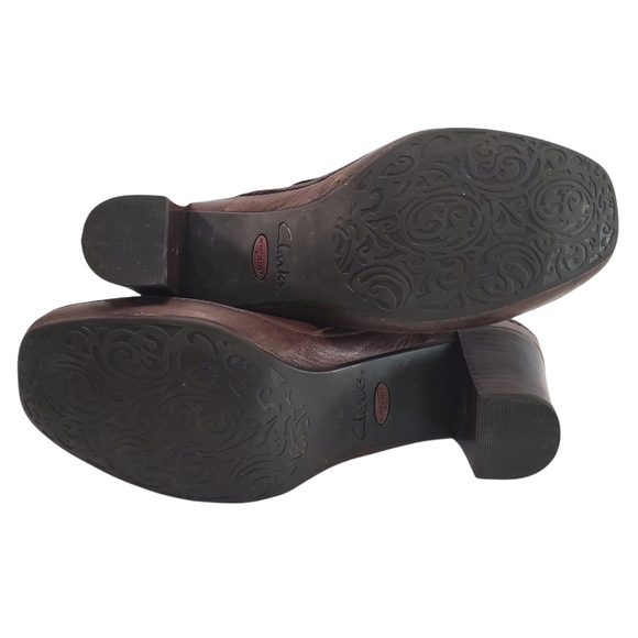 Clarks Artisan Leather Brown Ankle Booties Sz 9. - Picture 4 of 5